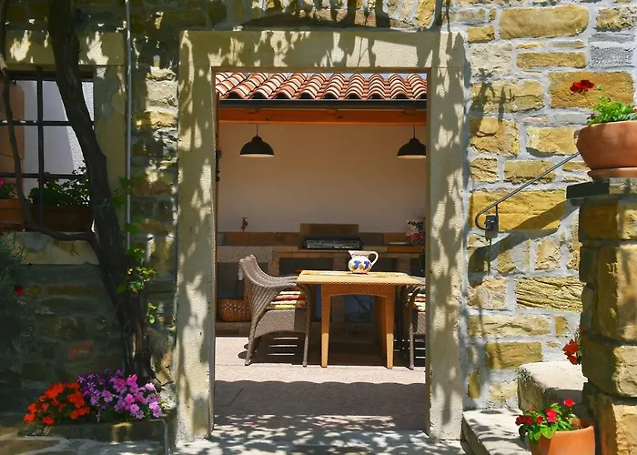 Vila Lori